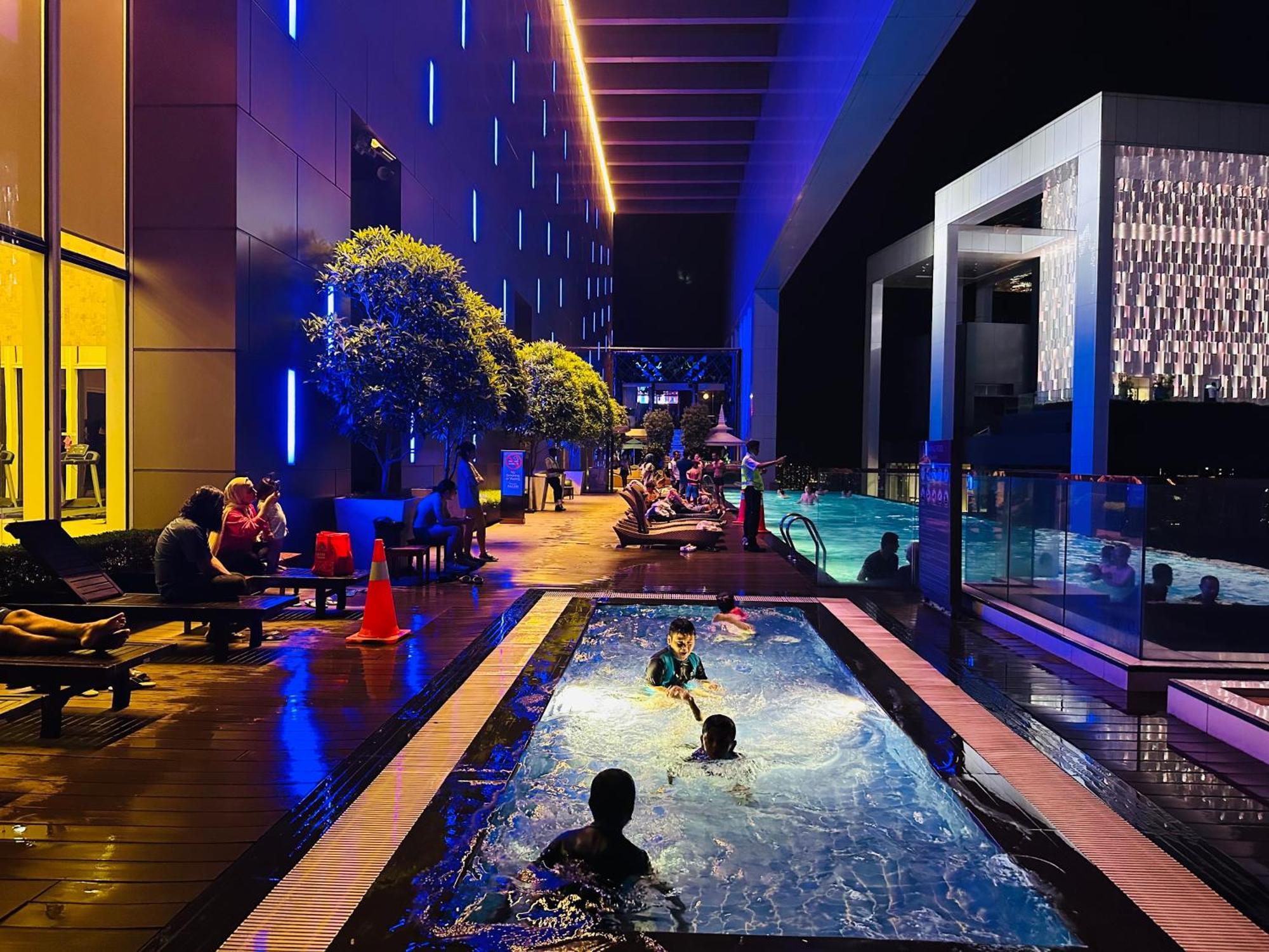 Platinum Klcc By Neptune House クアラルンプール エクステリア 写真